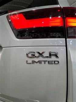 تۆیۆتا لاند کروزەر